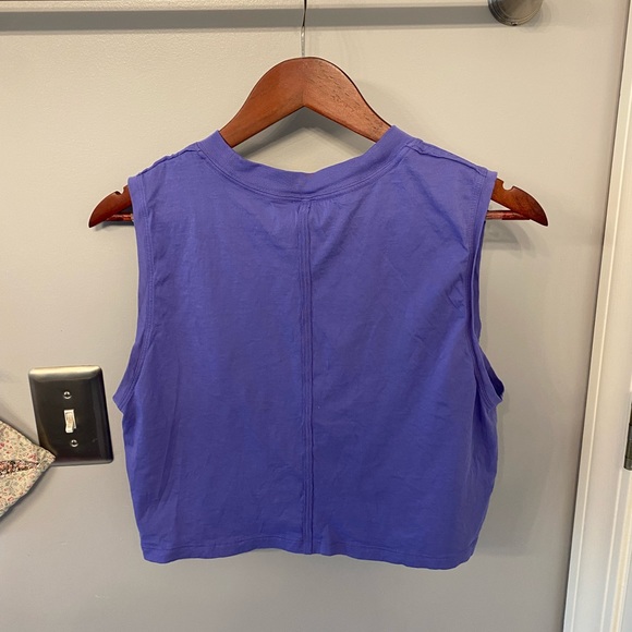 NWOT lululemon crop shirt - Picture 5 of 5